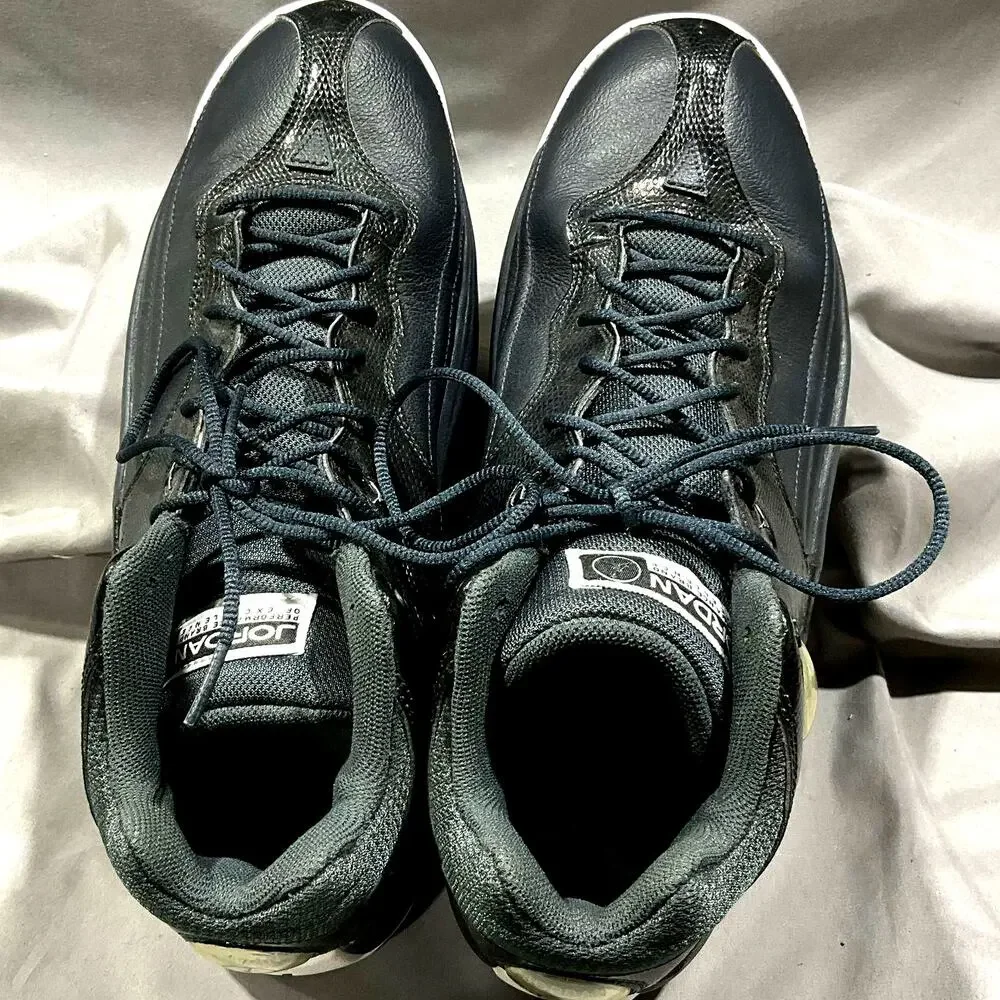 Men's Sz 12 NIKE JORDAN Jumpman Team 1 Black Anthracite Basketball Sneakers EUC